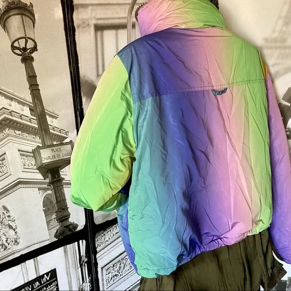 NWT URBAN OUTFITTERS - BDG | Trendy Rainbow Tie-Die Look Cozy Statement Pc Sz S - Picture 7 of 14